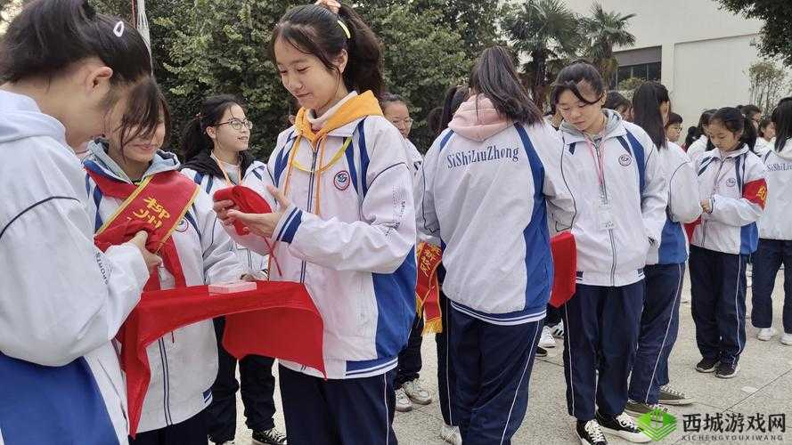 青春告别仪式已满十八带好纸巾从此转人：开启新征程