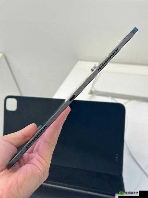 性系MACBOOKPRO 高清大更新：全新体验来袭